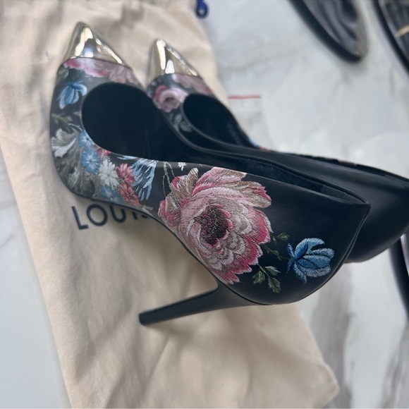 LOUIS VUITTON limited edition pump - Picture 5 of 5
